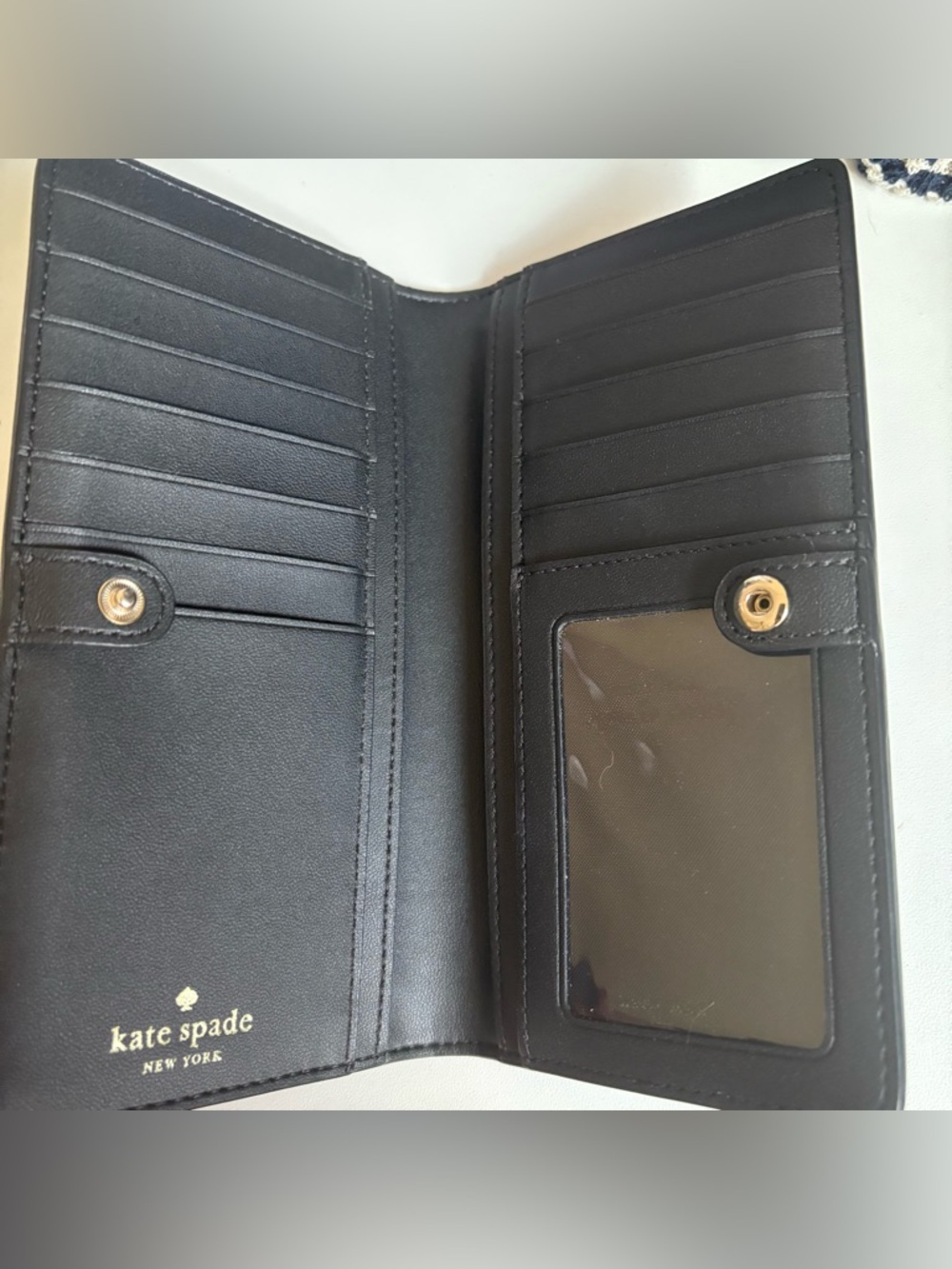 Kate Spade Laurel Way Stacy Wallet NWOT - Picture 4 of 4
